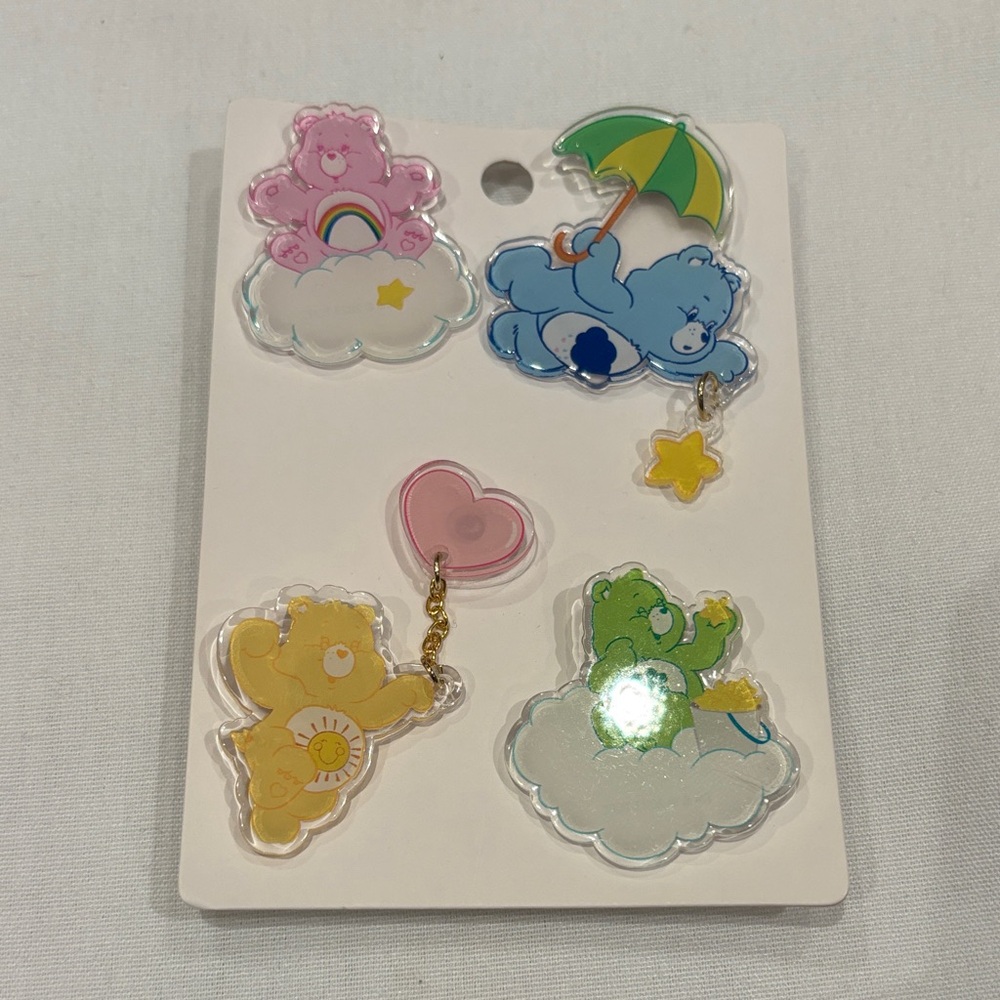 Care Bears Cloud and Rainbow Pin Set (4)